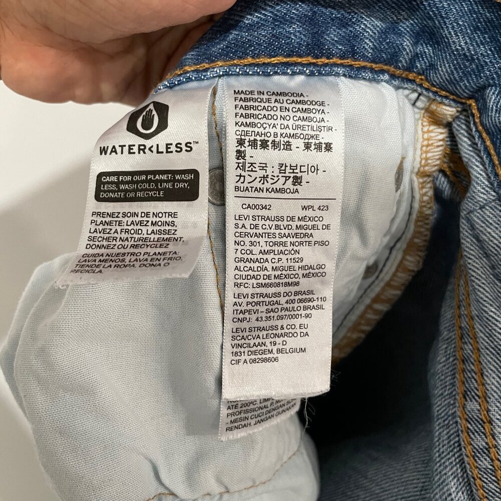 Levis Women Blue Jeans Size W24 L 30 - Picture 8 of 11